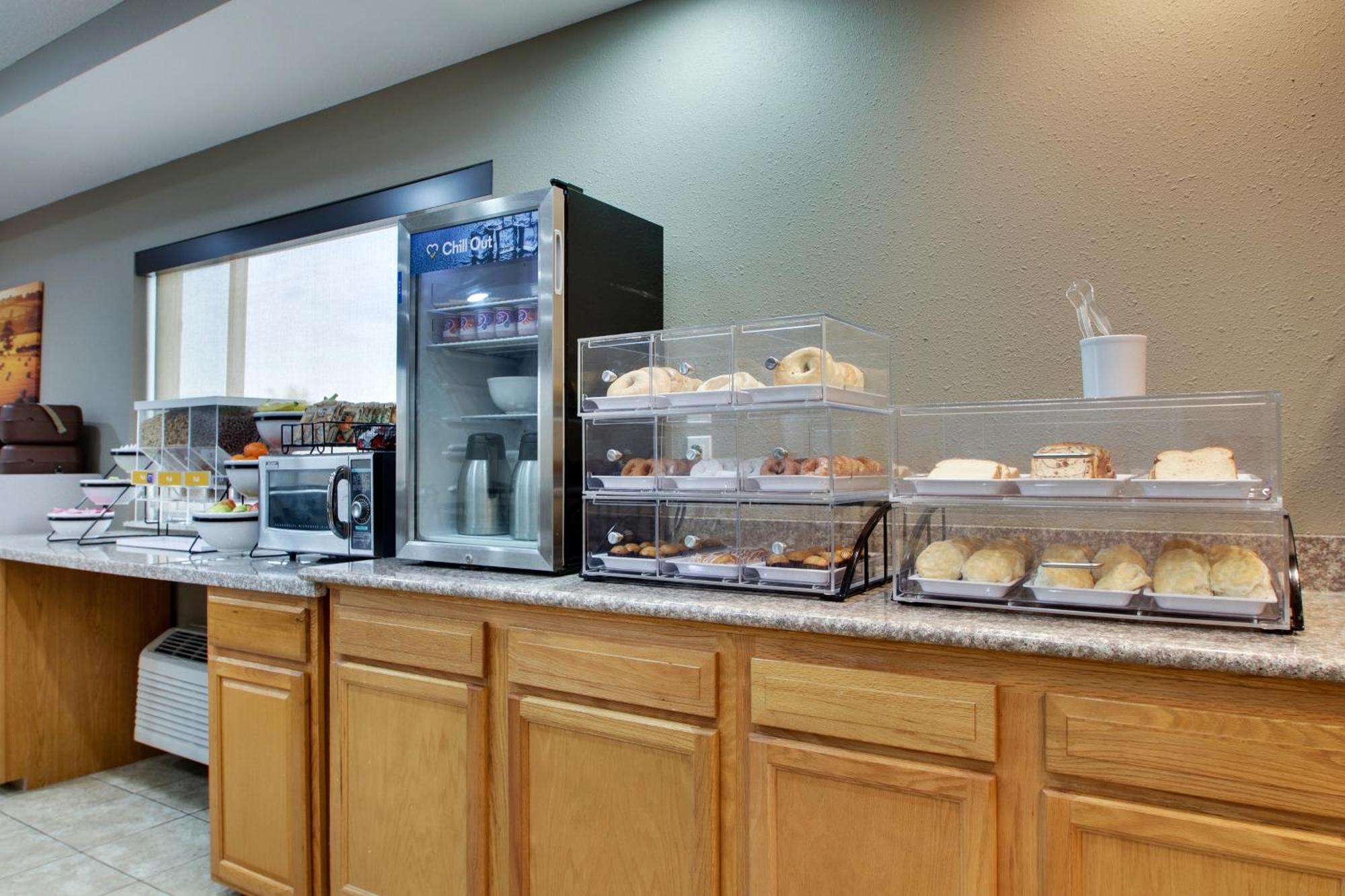 Everspring Inn & Suites Oskaloosa Eksteriør bilde