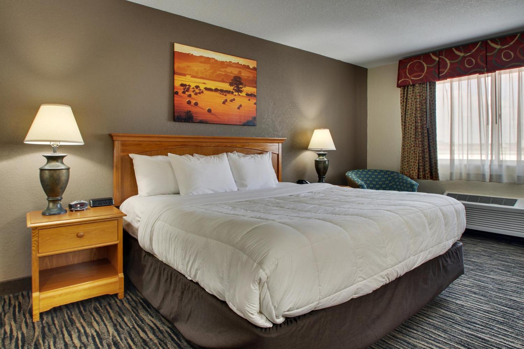 Everspring Inn & Suites Oskaloosa Eksteriør bilde