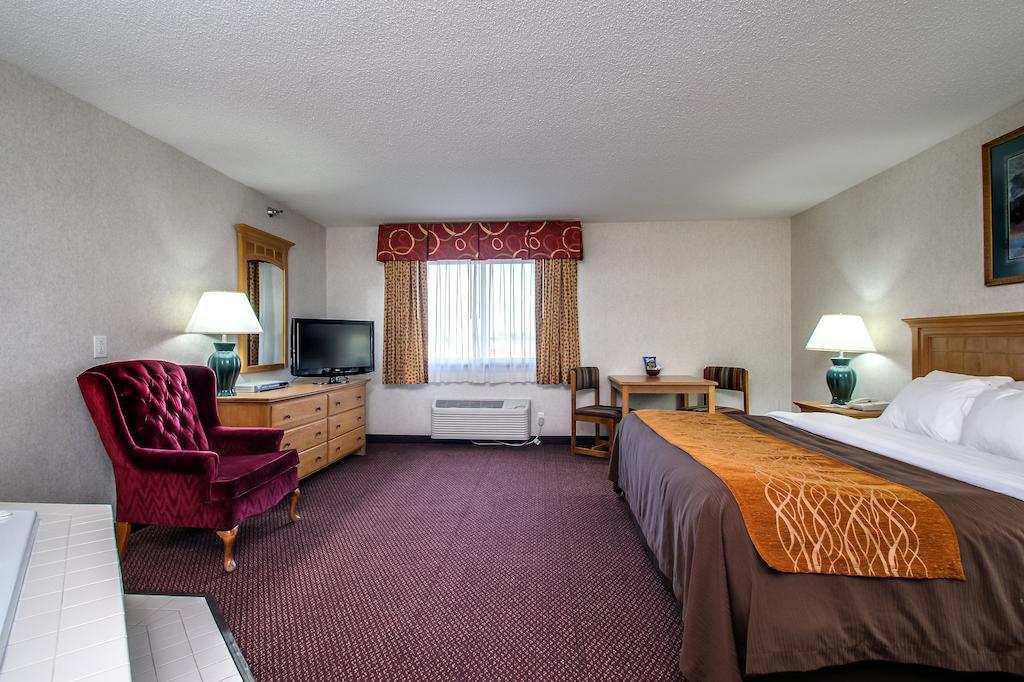 Everspring Inn & Suites Oskaloosa Eksteriør bilde